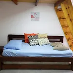 Santo Quintal Hostel