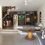 Santo Quintal Hostel
